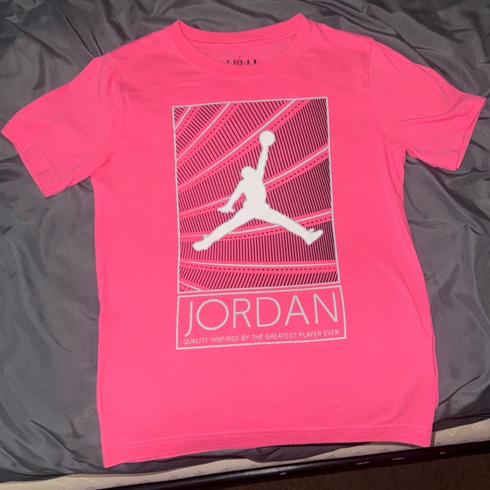 Girls Pink Jordan Shirt , M